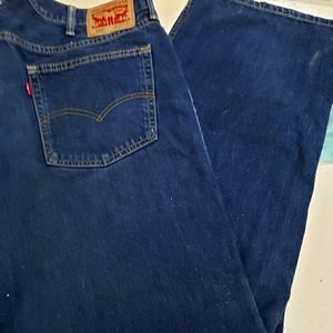 Mens Levis 559 sz 44x32 Jeans